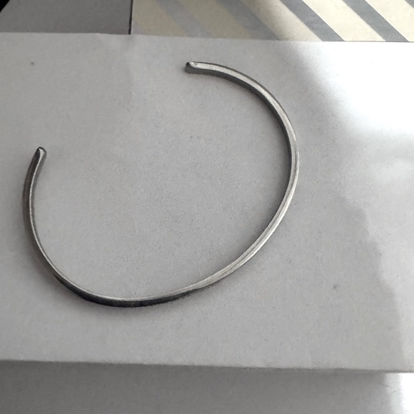 💥Mantra Brand Silver Inspirational Bracelet - Empowerment - Picture 6 of 12